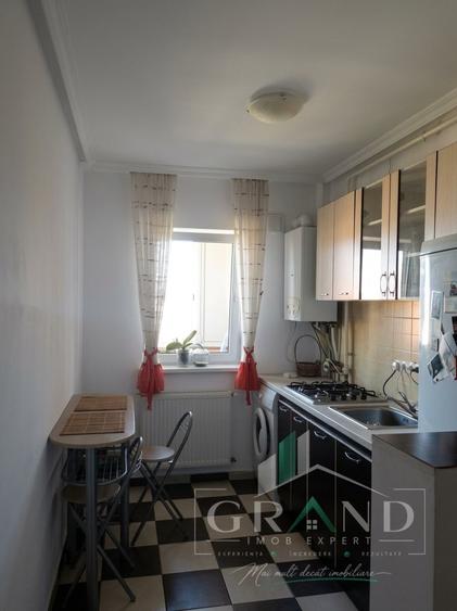 Apartament cu 2 camere decomandat, mobilat în Calea Turzii