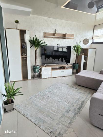 Apartament cu 3 camere, mobilat în Central