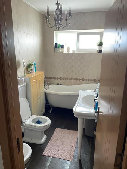 Apartament cu 2 camere în Florești