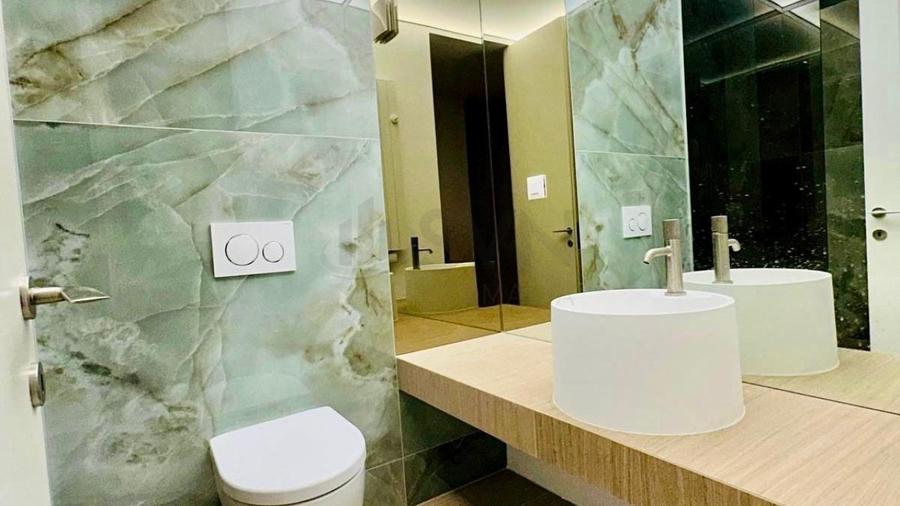 Apartament cu 3 camere decomandat în Pipera