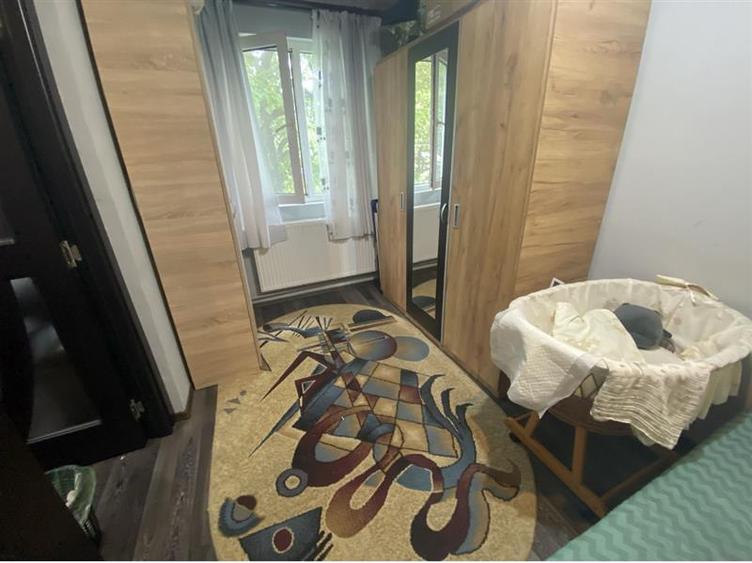 Apartament cu 2 camere nedecomandat, mobilat în Șagului