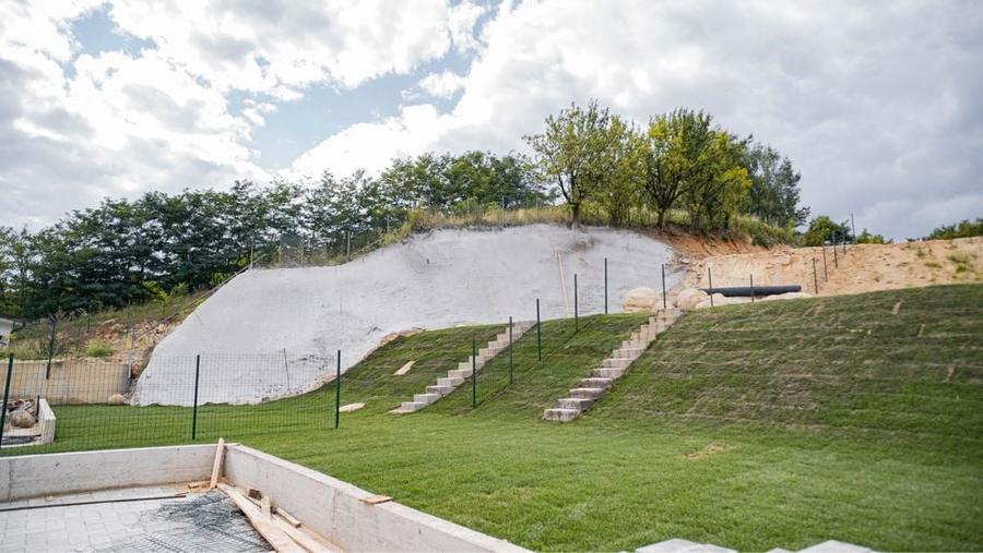 Casă cu 4 camere în Feleacu