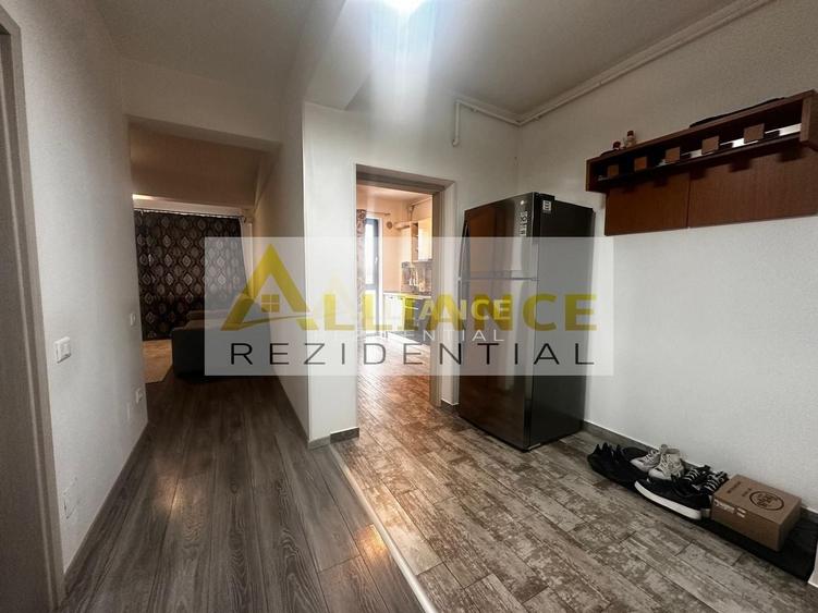 Apartament cu 3 camere decomandat, mobilat în Berceni