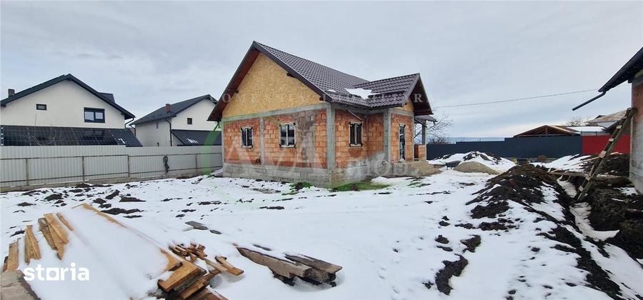 Casă cu 3 camere cu Teren 600 Mp în Sărata