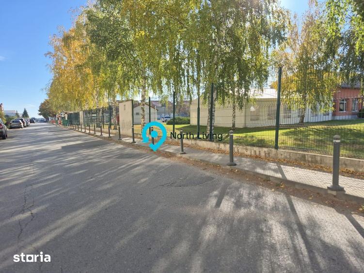 Apartament cu 4 camere, mobilat în Băneasa