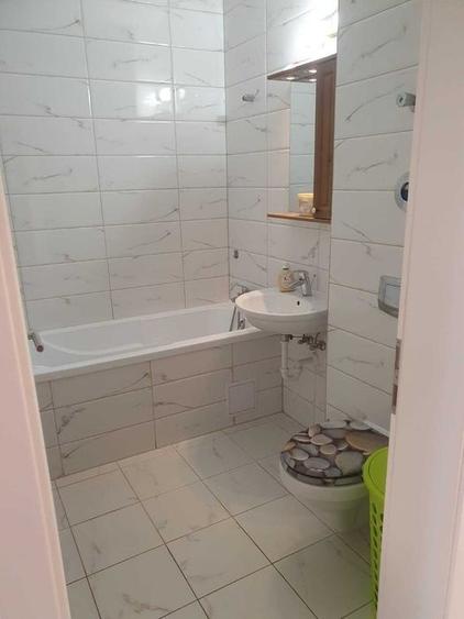 Garsonieră decomandată în Avantgarden