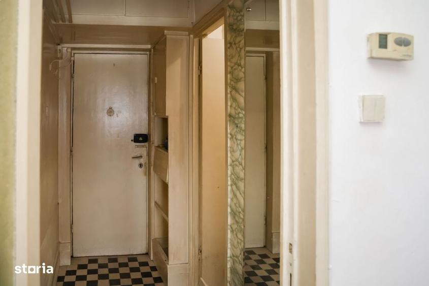 Garsonieră decomandată în Universitate