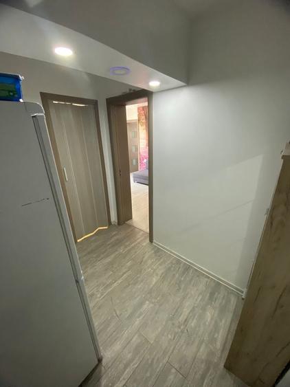 Apartament cu 2 camere semidecomandat în Petrișor