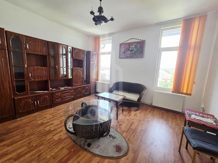 Apartament cu 4 camere, mobilat în Șelimbăr