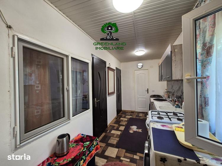Casă cu 4 camere cu Teren 3024 Mp în Popricani