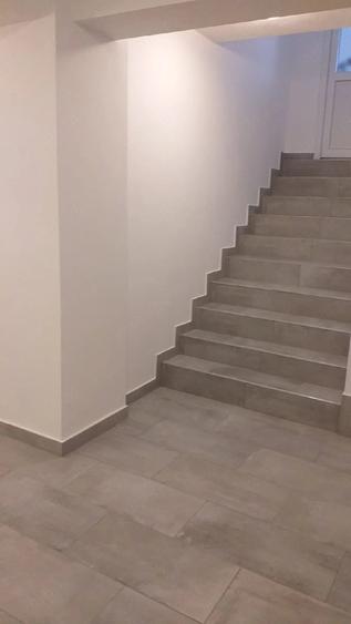 Spațiu comercial, de 200 mp, în Central