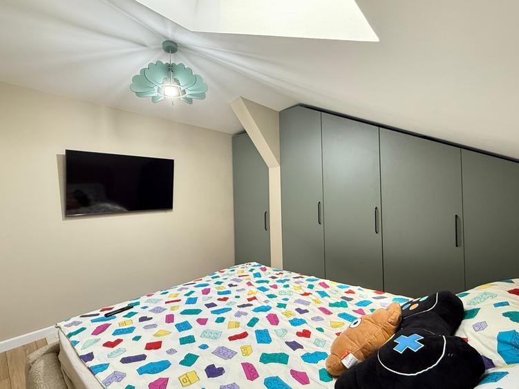 Penthouse cu 4 camere decomandat în Dumbrăvița