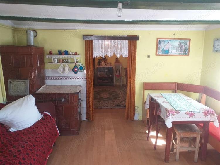 Casă cu 4 camere cu Teren 2000 Mp în Central
