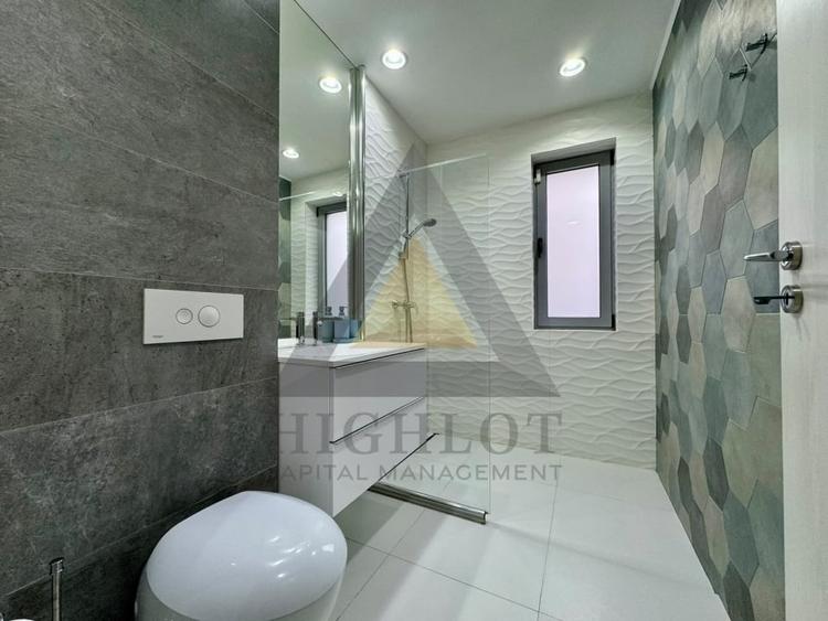 Casă individuală cu 5 camere cu Canalizare în Pipera