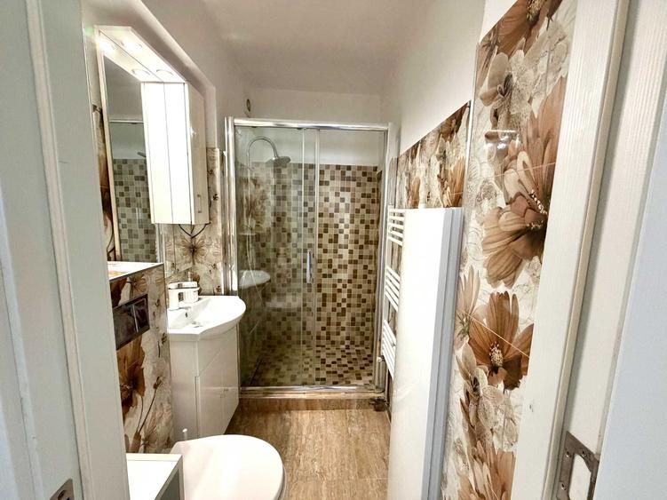 Apartament cu 3 camere decomandat în Ștrand