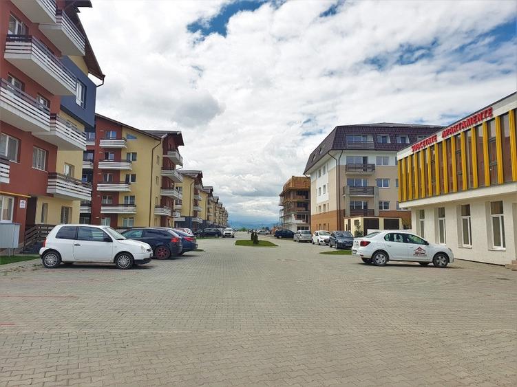 Apartament cu 2 camere decomandat în Sânpetru