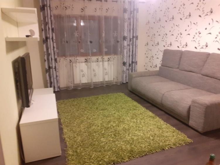 Apartament cu 2 camere decomandat în Băceni