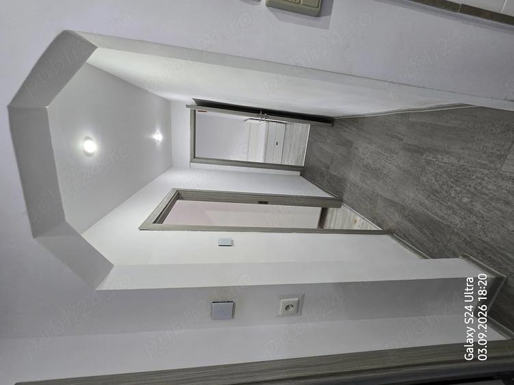 Apartament cu 3 camere decomandat în Astra