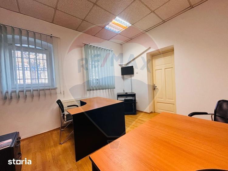 Spa?iu de birouri central 2 camere in apropriere Bd. Mamaia Constanta - 7