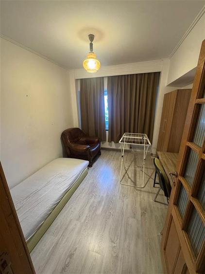 Apartament cu 3 camere decomandat în Brăilei