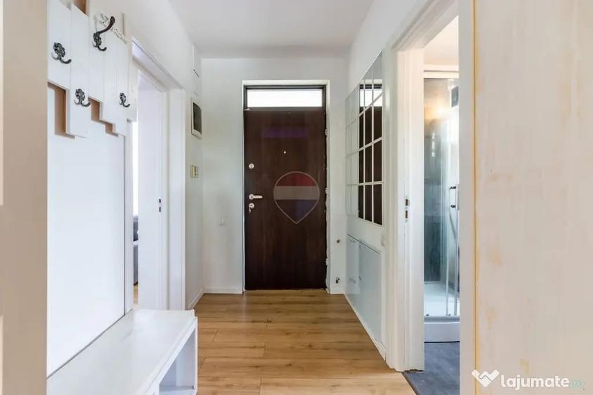 Casă cu 6 camere cu Teren 751 Mp în Corbeanca