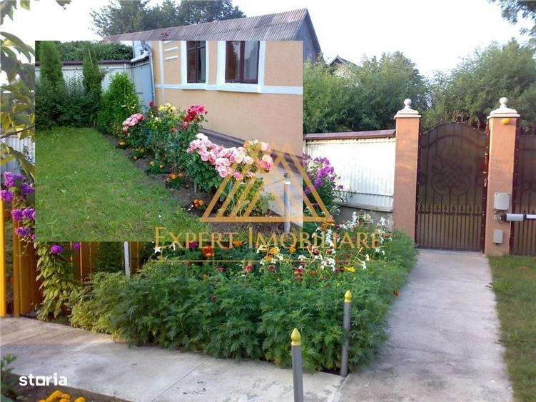 Casă cu 4 camere în Central