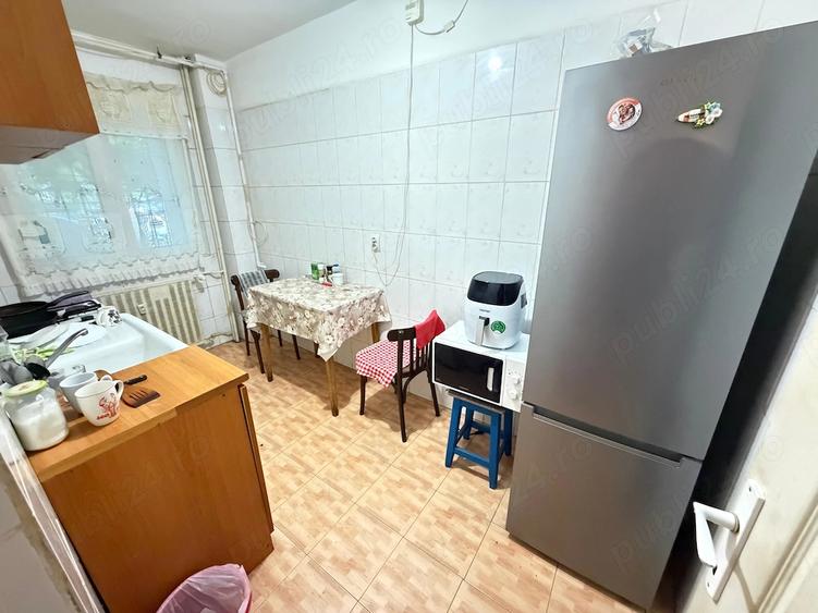 Garsonieră decomandată în Central