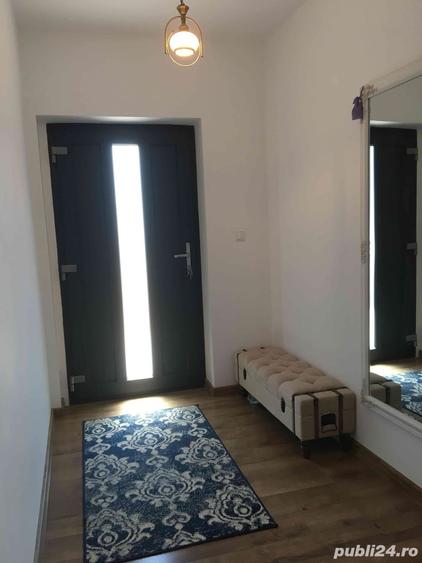 Casă cu 5 camere cu Teren 510 Mp în Malu Mare