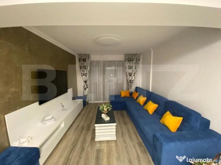 Apartament cu 3 camere semidecomandat în Calea București