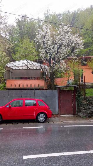 Casă cu 3 camere în Bumbești-Jiu