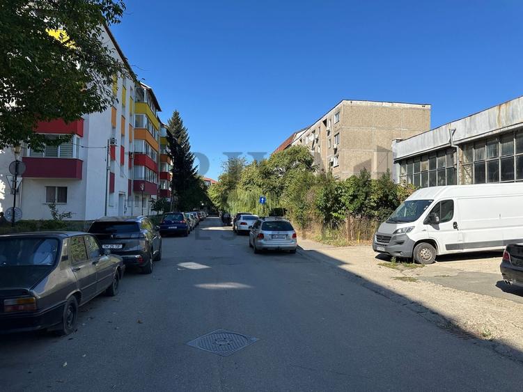 Apartament cu 3 camere decomandat în Bucovina
