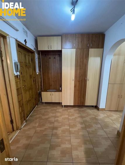 Apartament cu 2 camere decomandat în Nicolina