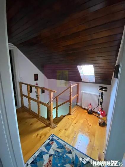 Casă cu 4 camere cu Teren 597 Mp în Central