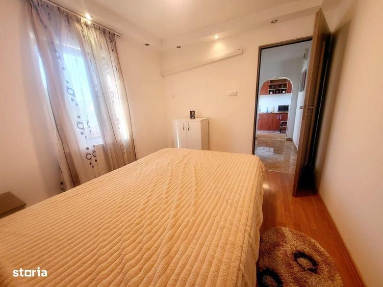 Apartament cu 2 camere decomandat în Banca Națională