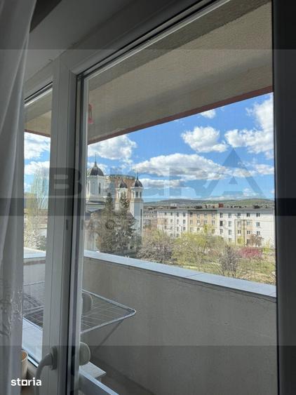 Apartament cu 4 camere în Mărăști
