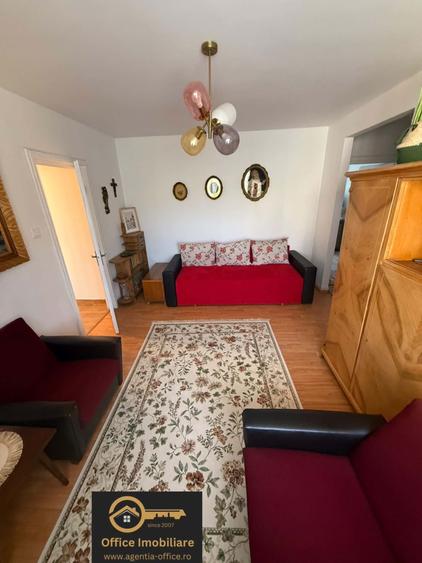 Apartament cu 2 camere semidecomandat în Central