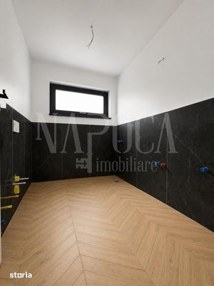 Casă cu 4 camere cu Teren 230 Mp în Iris
