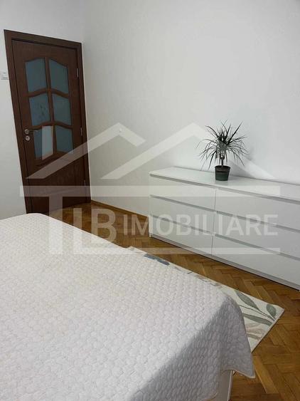 Apartament cu 2 camere decomandat în Aleea Carpați