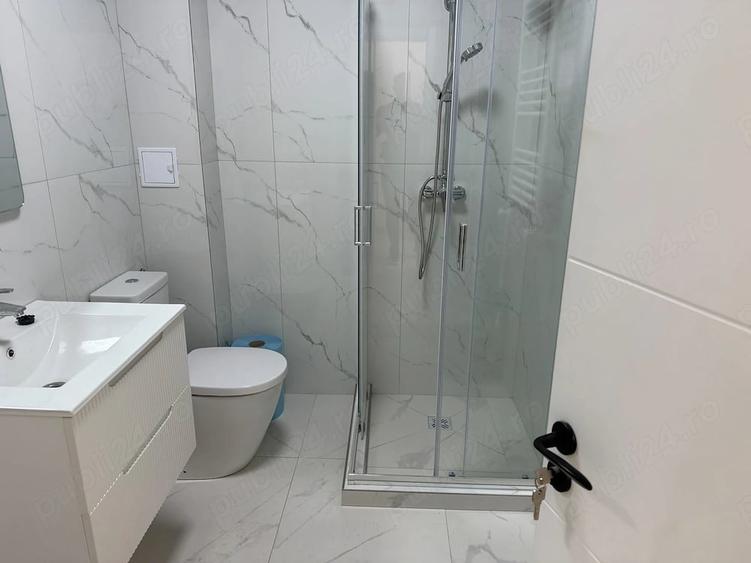 Apartament cu 2 camere semidecomandat în Roșu