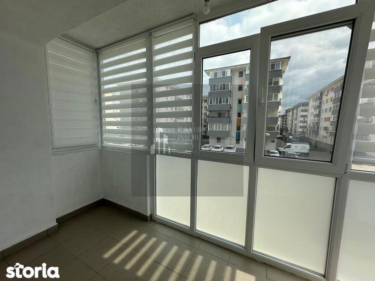 Apartament cu 2 camere decomandat, mobilat în Metalurgiei