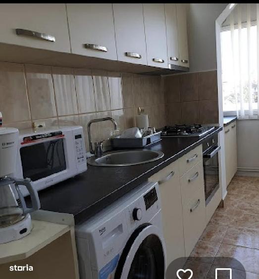 Apartament cu 2 camere decomandat în Sub Arini
