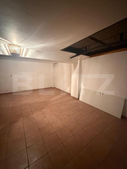 Casă individuală cu 6 camere cu Canalizare în Bereasca