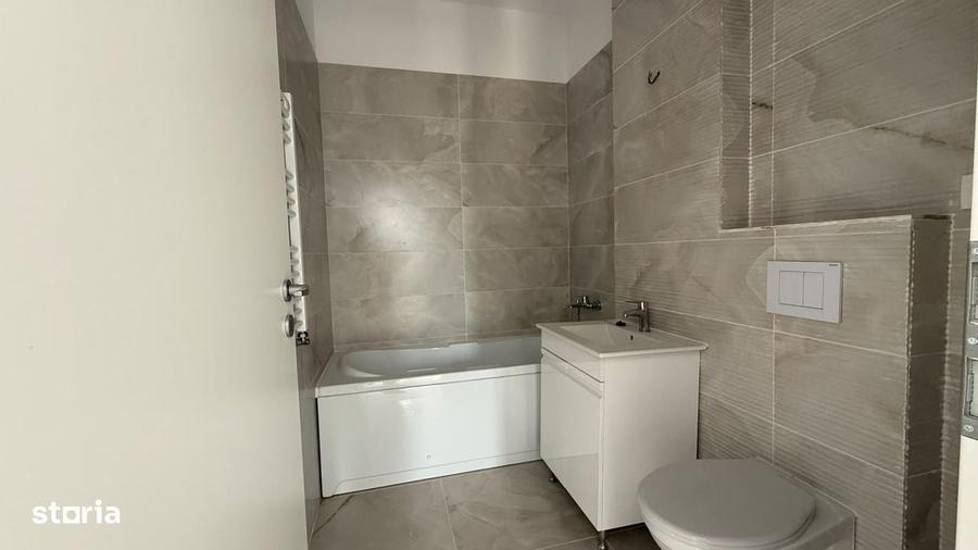 Apartament cu 3 camere în Nerva Traian
