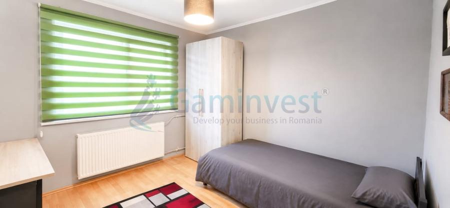 Apartament cu 3 camere semidecomandat în Nufărul