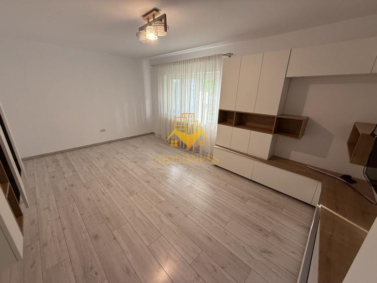 Apartament cu 3 camere decomandat, mobilat în Zorilor