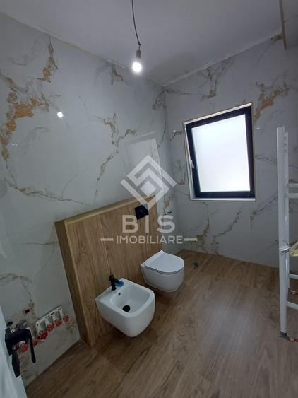Duplex cu 4 camere cu Canalizare în Exterior Nord