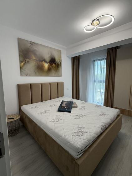 Proprietar inchiriez apartament 2 camere loc de parcare central Otopeni - 1