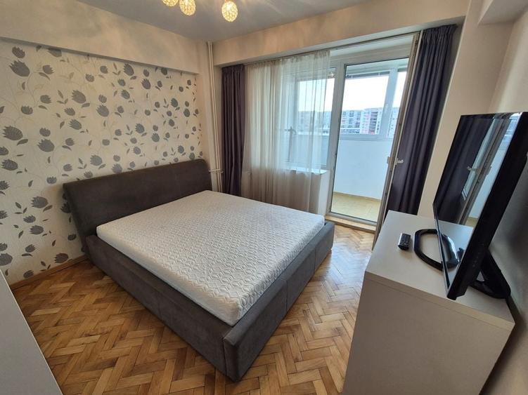 Apartament cu 2 camere decomandat în Decebal