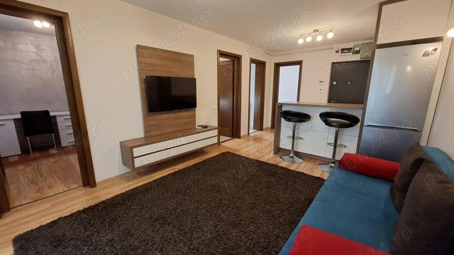 Apartament cu 3 camere semidecomandat în Budai