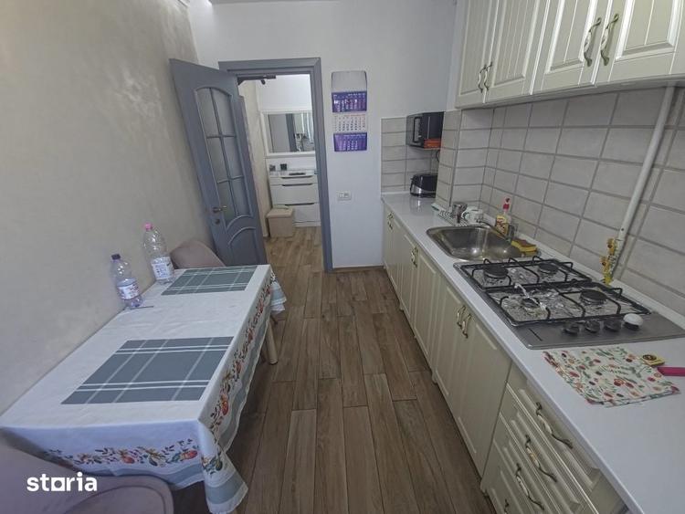 Apartament cu 2 camere decomandat în CET